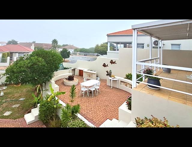 4 BEDROOM HOUSE FOR SALE IN PORT OWEN